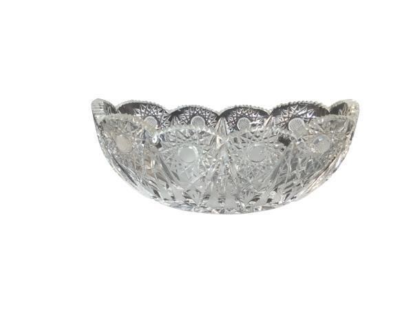 Elegant Crystal Bowl - Exquisite Glass Dishware fo