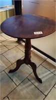wooden round table
