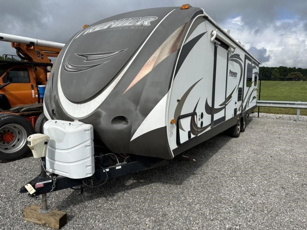 2013 Premier Ultra Lite by Bullet Camper