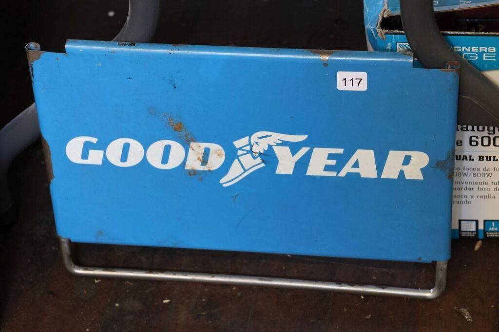 GOODYEAR TIRE STAND