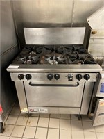 Southbend 36" Range w/Oven. Natural Gas