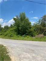 Tract 5: 1.83+- Acres • Creek Frontage