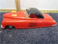 SAUNDERS TOOL & DIE FRICTION DRIVE FIRE CHIEF CAR