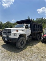 2984 FORD TANDEM DUMPTRUCK F-800