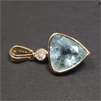 $1200 14K  Aquamarine(3ct) Diamond(0.11ct) Pendant