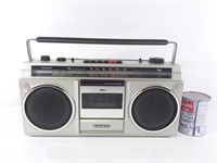 Radio-cassette Sanyo M9800 boombox