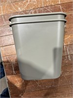 (2) Small Garbage Can