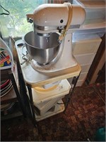 Kitchen Aide Mixer w/ Attachments