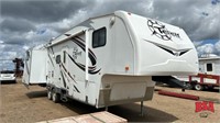 2008 Terry 5th Wheel Camper, 27.5'
