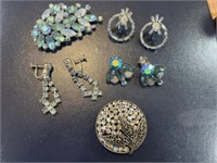 Beau jewels screw back clip on earrings blue green