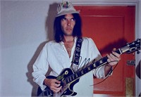 Autograph Neil Young Photo