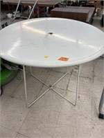 Round Metal Outdoor Table - 3 ft Round