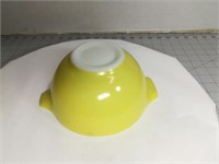 Pyrex 441 Yellow Cinderella Mixing Bowl