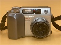 Olympus Camedia C-4000 Zoom Camera