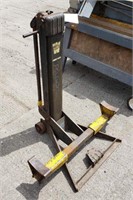 Walker 99 Bumper Jack