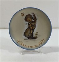 1971 Hummel Christmas Angel Plate