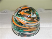 Kerry Glass paper weight, 2 1/2"h