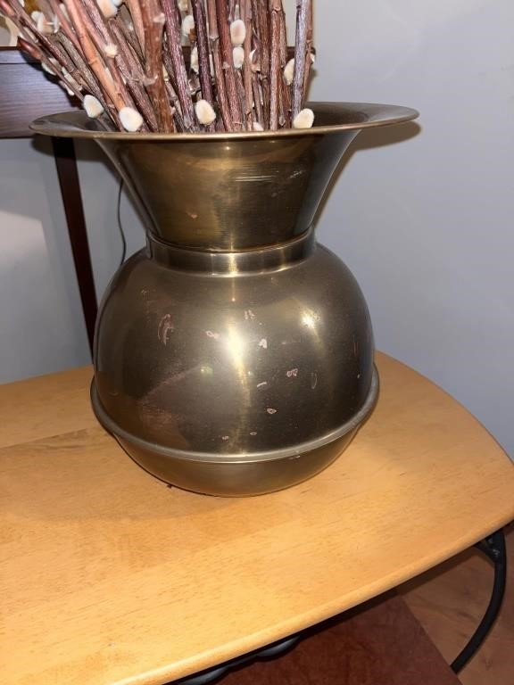 Decorative Vintage Brass Spittoon with Natural