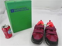 Mountain Warehouse, chaussures neuves pour jeune