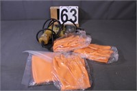 4 Pairs Gloves ~ Drill (Works)