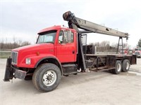 2003 Freightliner FL70 T/A Boom/Flatbed Truck 1FVH