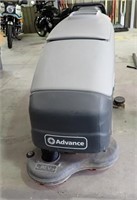 ADVANCE FLOOR SCRUBBER MODEL SC750 ECHO FLEX