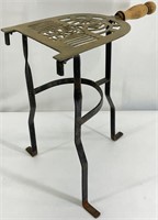 Vintage Fireplace Kettle Tripod Trivet Stand