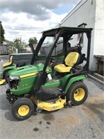 John Deere X710 Tractor W/Deck Mower