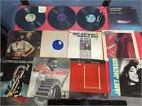 Lot of 12 vintage record albums Blue Note