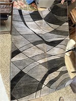5'x7' floor rug