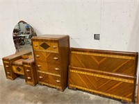 Stunning Antique Bedroom Set