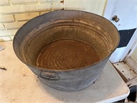 26” Wide Galvanized Washtub