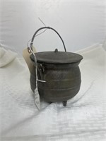 Footed Cast Iron Pot w/Lid 5"H