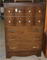 CHEST OF DRAWERS