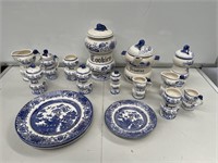 Selection Vintage Blue and White China