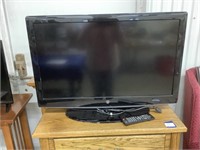 32 inch Westinghouse TV with remote