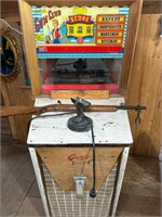 Vintage gun club arcade game