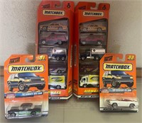 R - LOT OF MATCHBOX COLLECTOR CARS (C70)