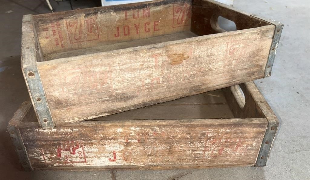 2 vintage 7up wooden crates