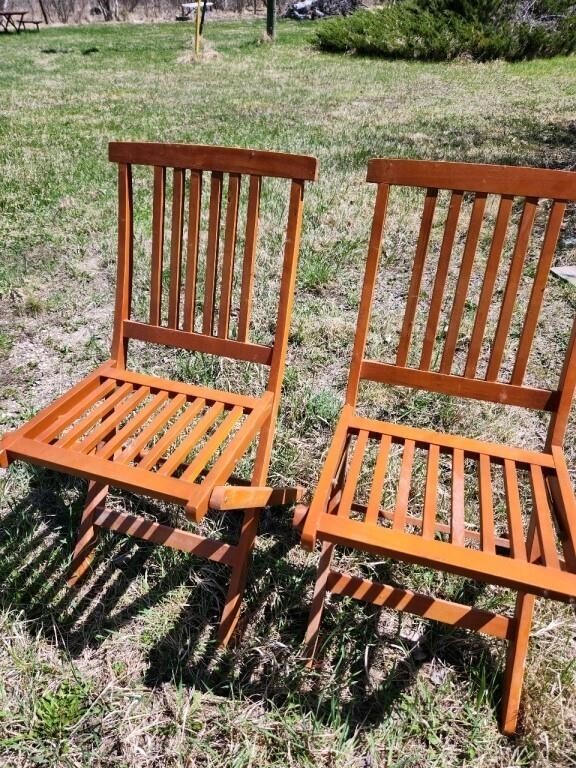 Bud Light folding wood Chairs