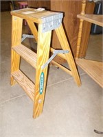 Werner 2 Tier Wooden Step Stool - NEW!