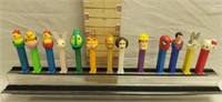 (13) Pez Dispensers: Vintage & Modern