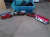 train and track in tote