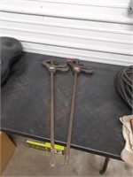 Pair of master mechanic clamps