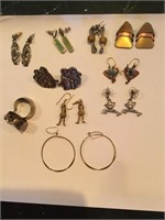 10 pairs of earrings