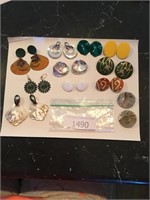 11 pairs of earrings