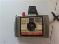 Bid Swinger Polaroid land camera 3000