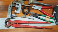 Tile cutter, pipe fitter tools, Nippers rivet tool