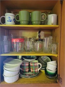 CONTENTS OF CABINET-KITCHENWARE