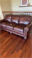 AMISH FURNITURE LEATHER COUCH
